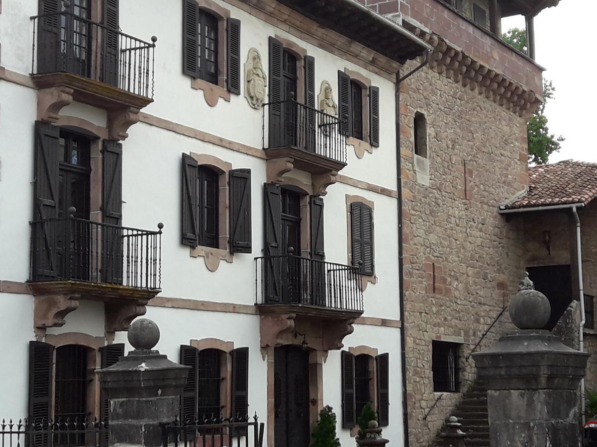 Hostal Palacio Jaureguia Irurita Zewnętrze zdjęcie